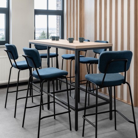 Espace de pause en entreprise avec chaises hautes rembourrées Epocc