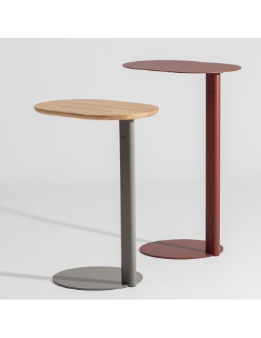 Table d’appoint ovale dans espace lounge élégant - Ovall