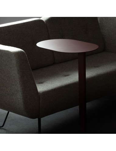 Table d’appoint ovale intégrée à fauteuil lounge - Ovall