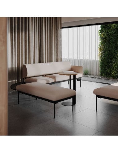 Table d’appoint ovale dans espace lounge élégant - Ovall