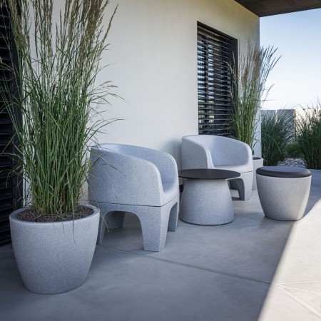 Mobilier outdoor design autour de table basse - Gummy bear