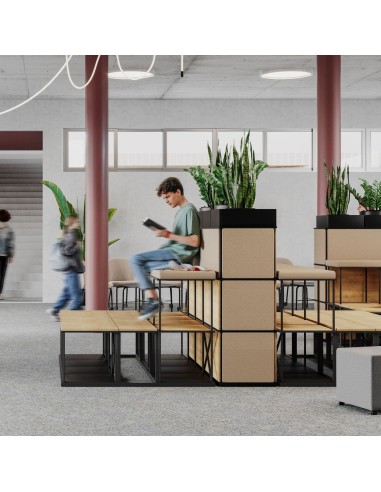 Espace d'étude avec des gradins design Saar moderne pour espaces de formation professionnelle et privée