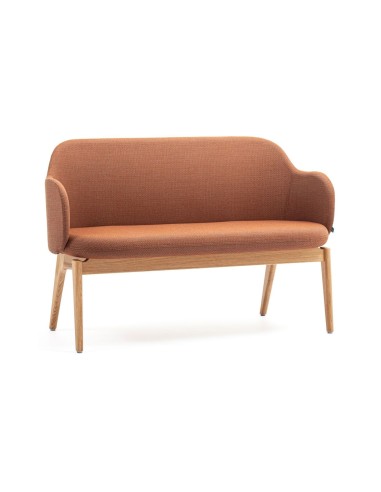 Vue latérale du banc Flos brun aux lignes douces et arrondies pour salle d'attente pro