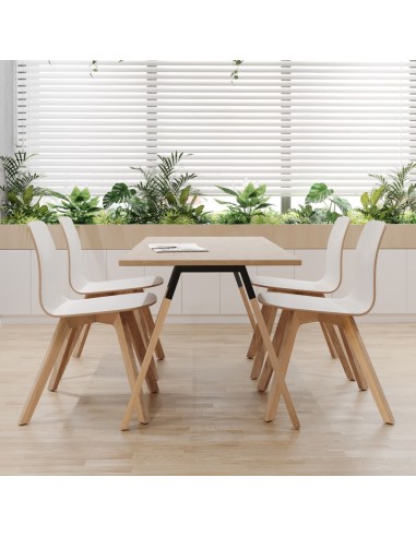 Table cafétéria design Orte bois massif et métal dans cafétéria entreprise à Lausanne.