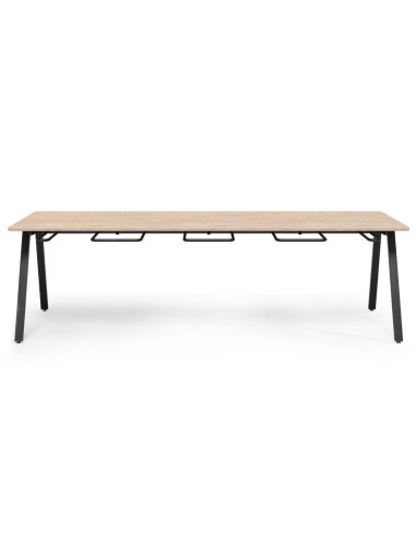 Table de cantine professionnelle Orte plateau bois et piètement métal.