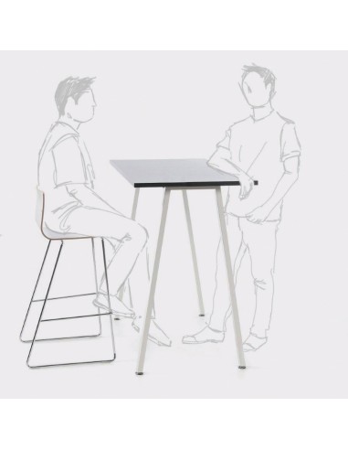 Table haute rectangulaire utilisée avec tabourets - Orte