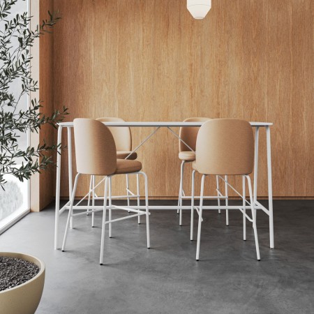 Table rectangulaire design en salle de réunion - Spin