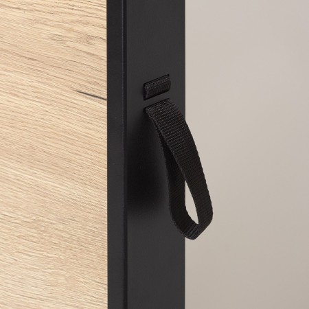 Détail lanière avec tablette bois tableau mobile Multiwall rangement pour accessoires de formation