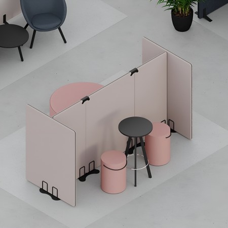 Bureau partagé avec cloisons de réduction de bruit pour travail paisible design Selva