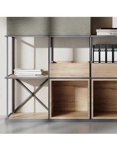 Rangement en acier avec étagères Saar 3x4 dans un open space à Berne.