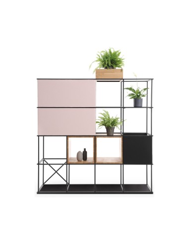 Étagère acier 4x4 modulable pour accueil et bureau Saar Modules avec plantes et panneaux tissu.