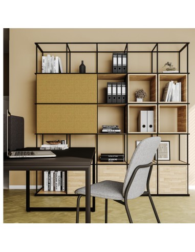 Cloison rangement Saar Modules 5x5 dans une salle de formation à Berne pour supports de cours.