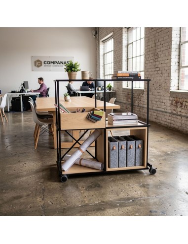 Étagère Saar sur roulettes utilisée en espace de coworking à Genève.