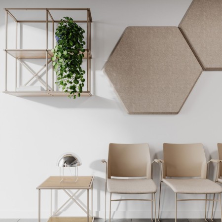 Étagères murales Saar Hang dans un espace d’accueil professionnel à Lausanne.