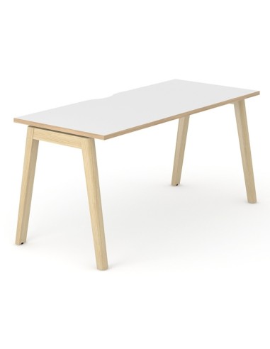 Bureau blanc avec découpe ergonomique et pieds en bois clair inclinés Nova Wood