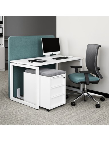 Bureau NOVA O installé dans un open space moderne à Lausanne.