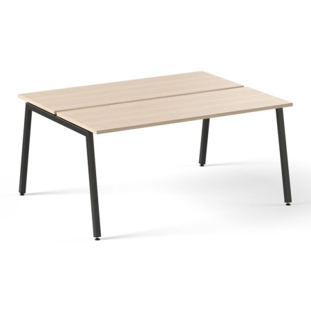 Bureau bench double en bois clair avec piètement métal noir incliné Nova A.