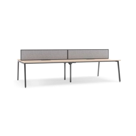 Bureau bench Nova A dos à dos avec écran de séparation.