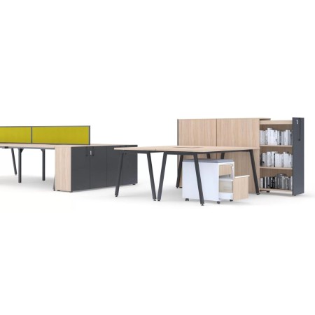 Postes de travail modulables avec rangements intégrés et cloisons acoustiques jaunes Nova A.
