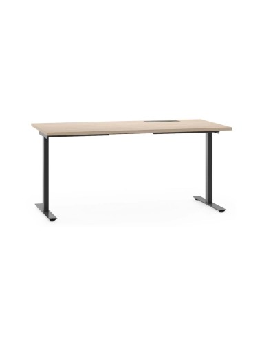 Bureau droit T-EASY en bois clair avec piètement en T anthracite et top access rectangulaire.