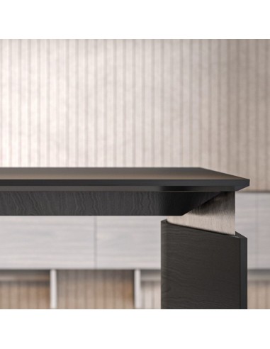 Détail du bureau de direction Move&Lead avec chargeur Qi intégré et gestion discrète des câbles.