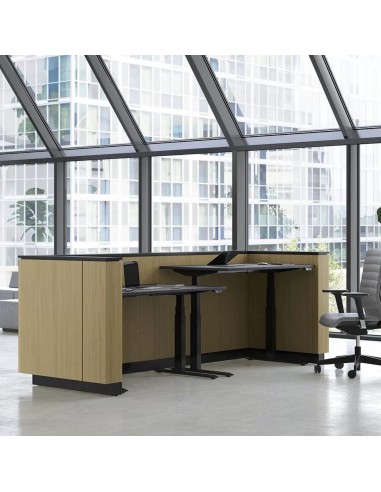 Comptoir d’accueil ICE avec bureau intégré dans un hall professionnel à Lausanne.