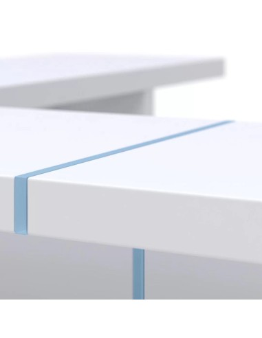 Détail de la banque d’accueil NOVA avec façade mélaminée blanche et insert Plexiglas vertical.