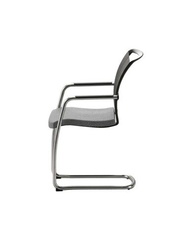Chaise réunion résille accoudoirs piètement luge – DIVA
