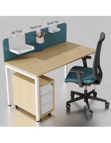 Écran frontal acoustique pour bureau individuel NOVA avec accessoires.