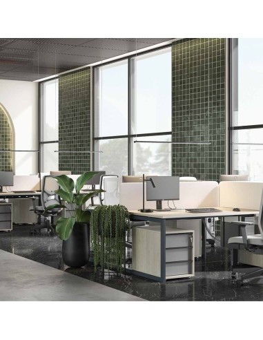 Cloison centrale NOVA Fabric pour bench double dans un espace de travail partagé à Renens.