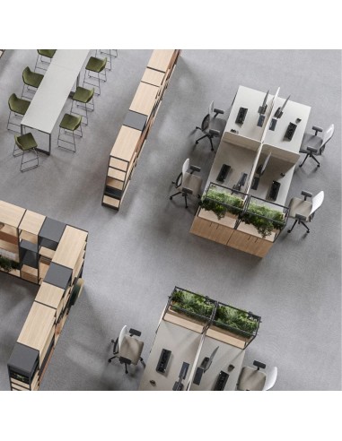 Cloisons acoustiques NOVA Fabric pour 4 bureaux dans un espace de travail collaboratif à Bâle.
