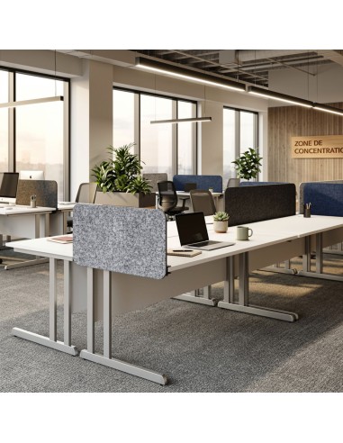 Cloison latérale Optima sur bureau professionnel dans un open space à Lausanne.