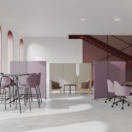 Cloisons acoustiques en espace bureau moderne - Flos
