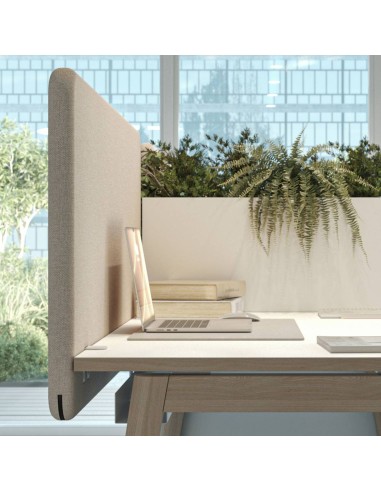 Panneau acoustique de bureau FONO dans un espace de travail contemporain à Genève.