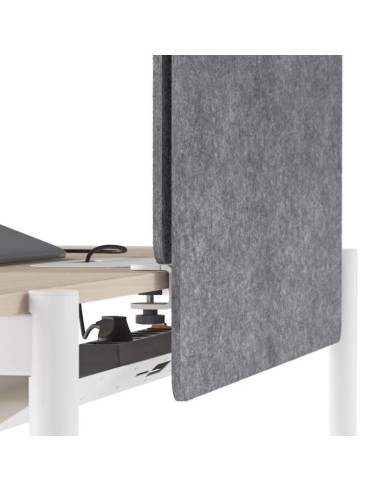 Écran de bureau acoustique ZEDO PET gris avec fixation sous plateau et passage de câbles.