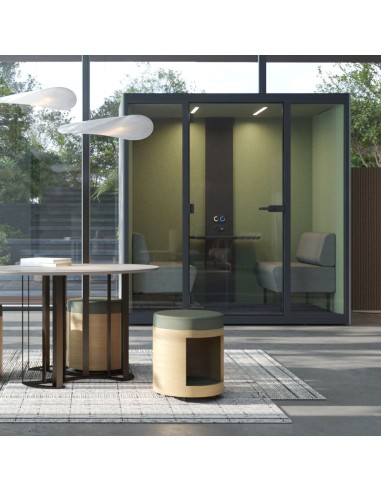 Cabine acoustique SONUS M installée dans un bureau moderne à Neuchâtel avec USB intégré.