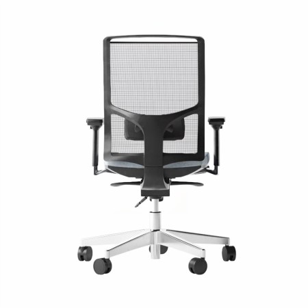 Chaise de travail DIVA avec dossier en résille noire, assise rembourrée et piètement aluminium à roulettes de dos.