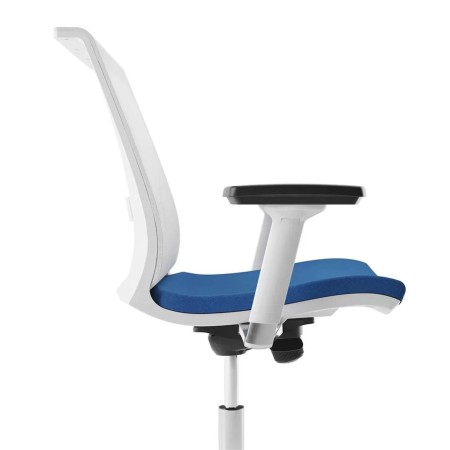 Chaise EVA vue de profil pour bureau avec soutien lombaire réglable.