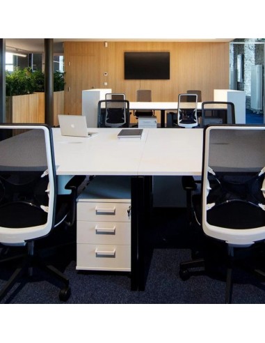 Siège de bureau résille WIND avec mécanisme synchrone et confort ergonomique à Sion.