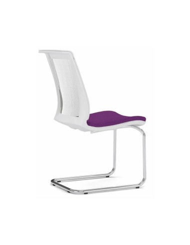 Chaise conférence résille avec piètement luge chromé EVA de dos.
