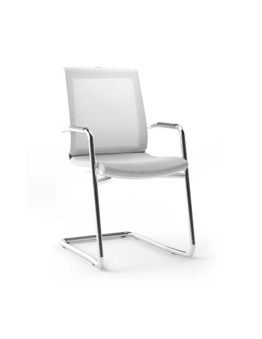Chaise réunion blanche avec accoudoirs sur piètement luge chromé EVA.