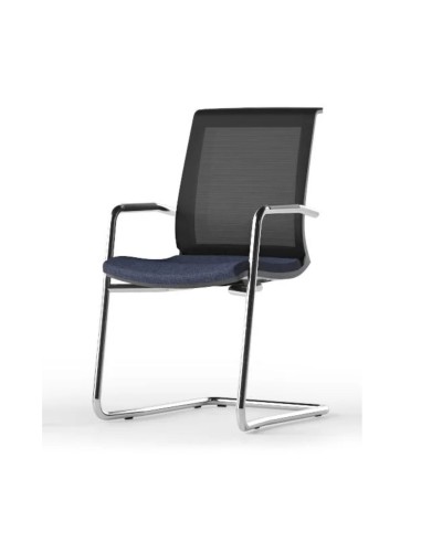 Chaise visiteur EVA avec dossier résille pour espaces professionnels.