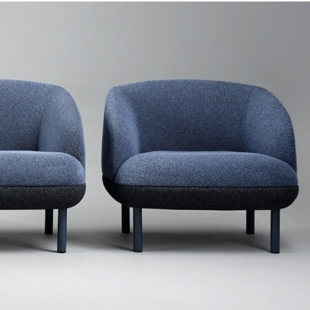Chaise KOPA lounge bureau pour espaces professionnels avec finitions personnalisables.