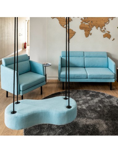 Fauteuils lounge ARCIPELAGO bleus dans un espace d’attente professionnel à Genève.