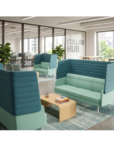 Canapés acoustiques ARCIPELAGO aménageant un espace collaboratif dans un bureau open space à Zürich.