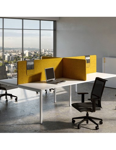 Bench NOVA à quatre postes équipé d'un écran acoustique quadrangulaire central TOP 530.