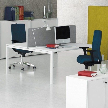 Écran acoustique central TOP 530 pour bench – gris – 1200 à 1800 mm.