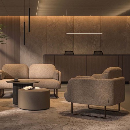 Fauteuil design MYAMI pour espaces d'accueil et bureau lounge installé à Fribourg.