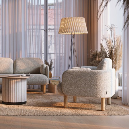 Espace de pause en entreprise à Montreux avec fauteuil lounge MYAMI pieds en bois de frêne.