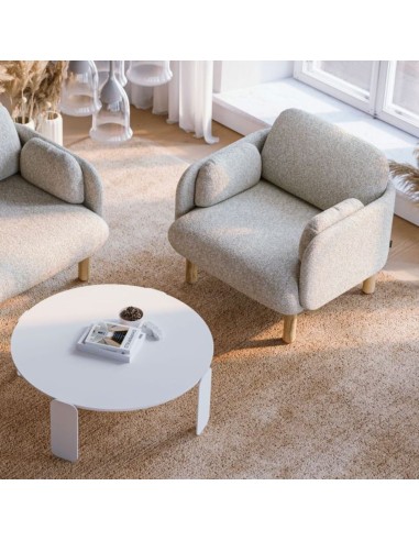 Fauteuil lounge MYAMI en frêne massif dans un espace d'accueil professionnel contemporain à Lausanne.